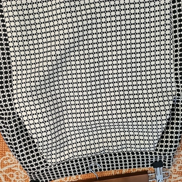 Banana Republic Monochrome Pencil Skirt - Picture 7 of 13